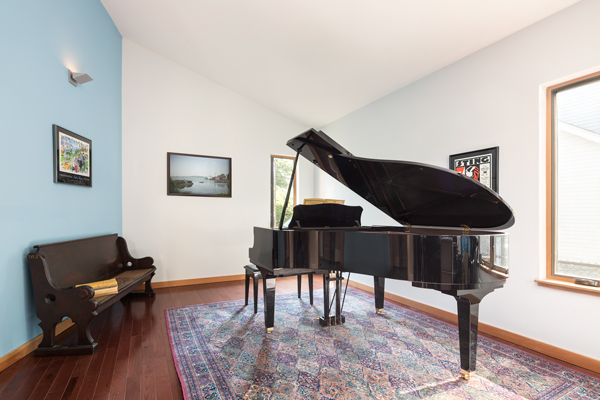 Music Studio House Image 6